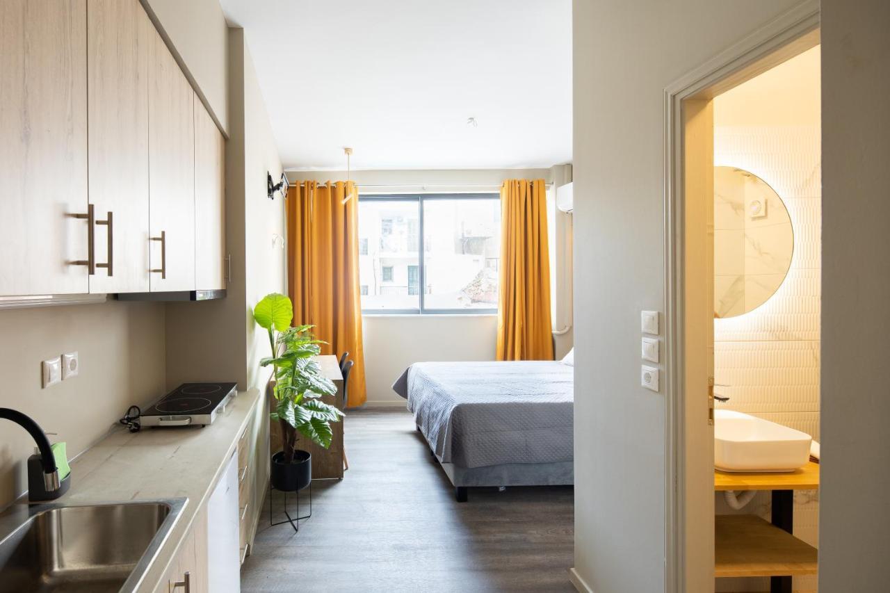 Designed Studio - Walking Distance From Acropolis Athén Kültér fotó