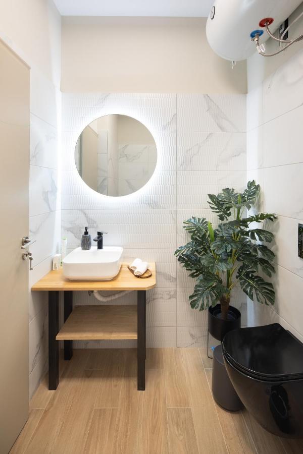 Designed Studio - Walking Distance From Acropolis Athén Kültér fotó